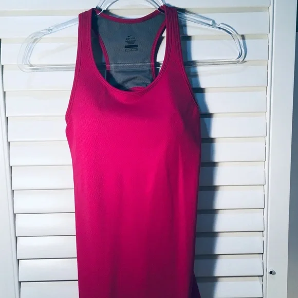 Nike Dri-Fit Tank - Picture 4 of 4